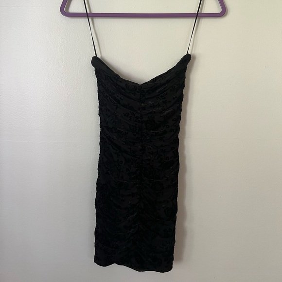 Garage Black Velvet Detailed Rose Mini Dress with Ruching on Back - Picture 3 of 5